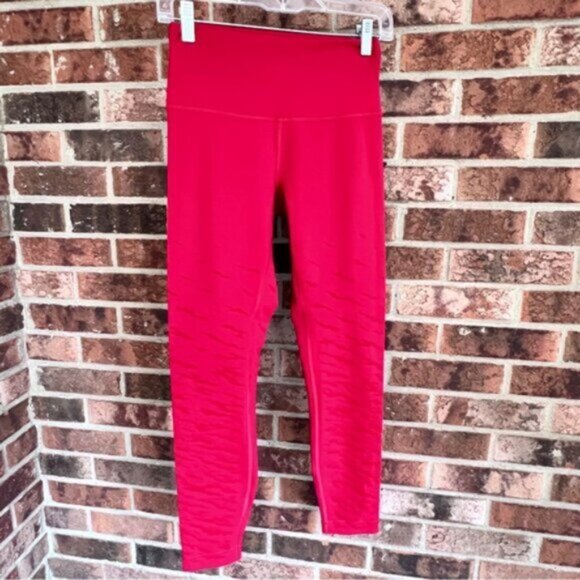 Lululemon  2021 Lunar New Year Wunder Under High-Rise Tight  Pants  25" Dark Red - Picture 3 of 16